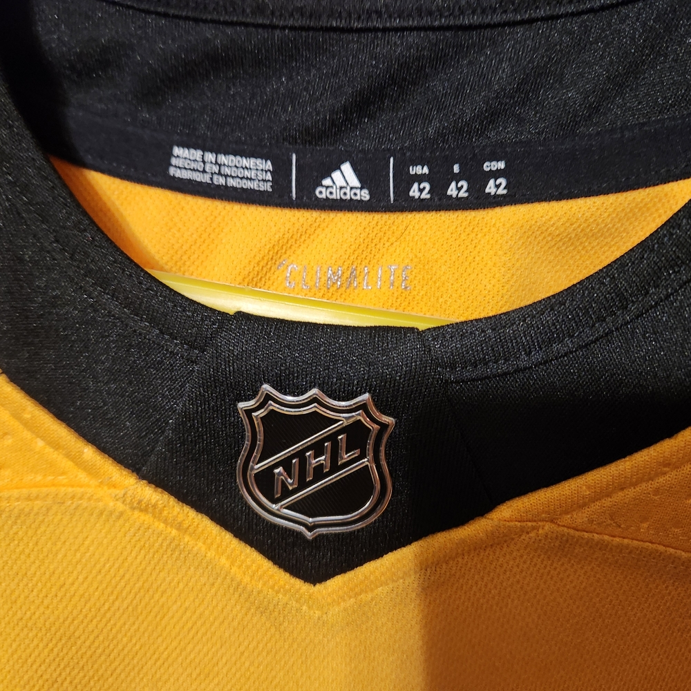 Adidas Pittsburgh Penguin Jersey - Picture 3 of 4